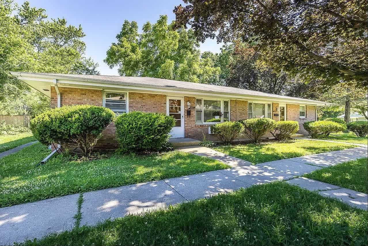 4829 Cleveland Avenue – photo 1 of 11