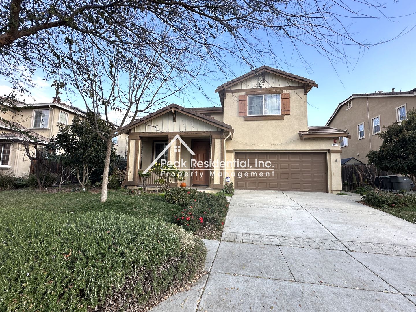 Spacious 4bd/2.5ba West Sacramento Home with 2 Car Garage! – photo 1