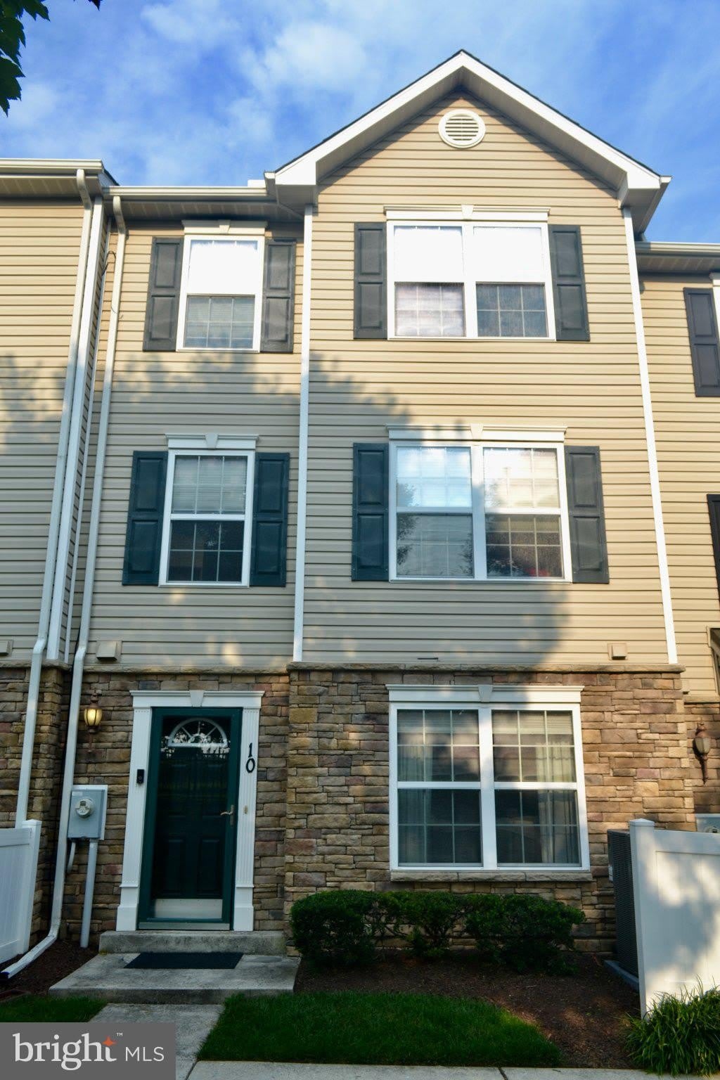 6488 Cornwall Drive