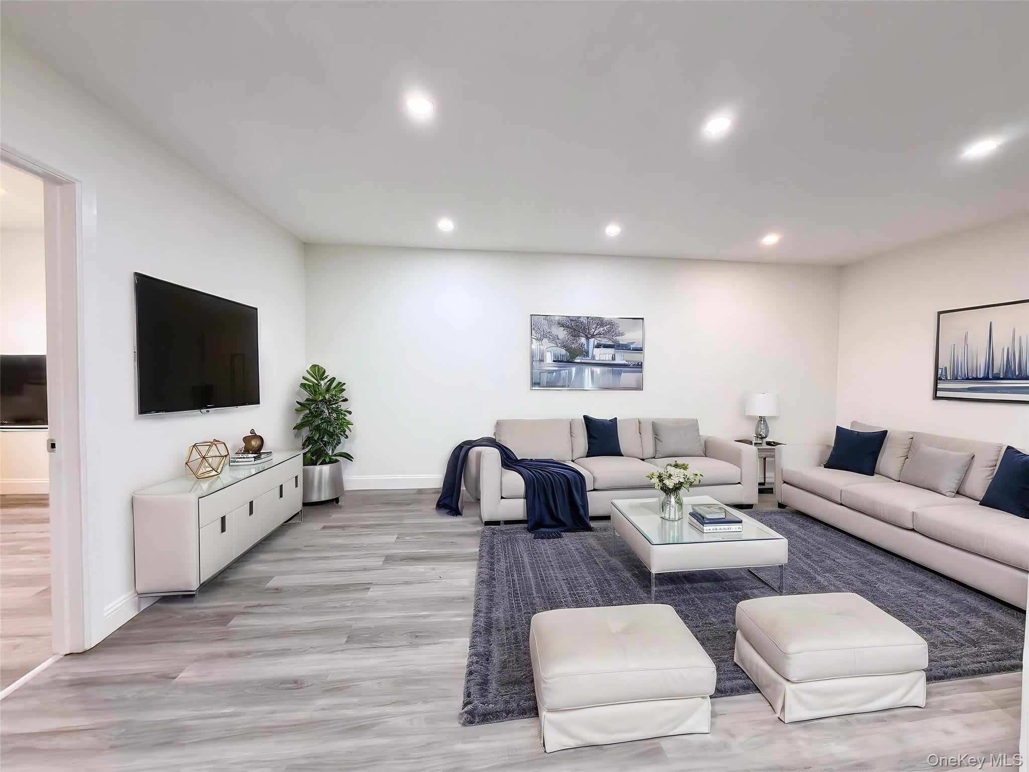 6911 79th Street – photo 1
