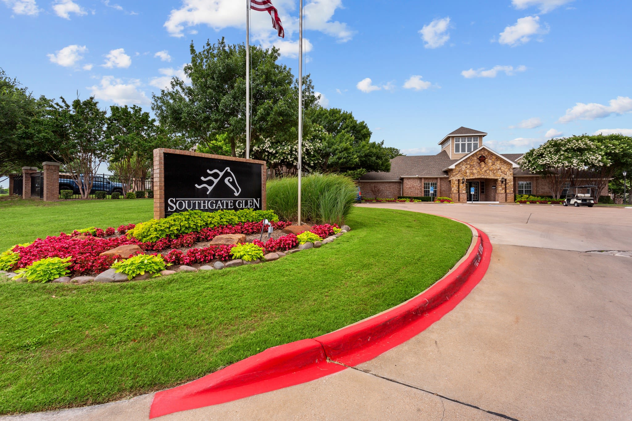 Southgate Glen – photo 1 of 42