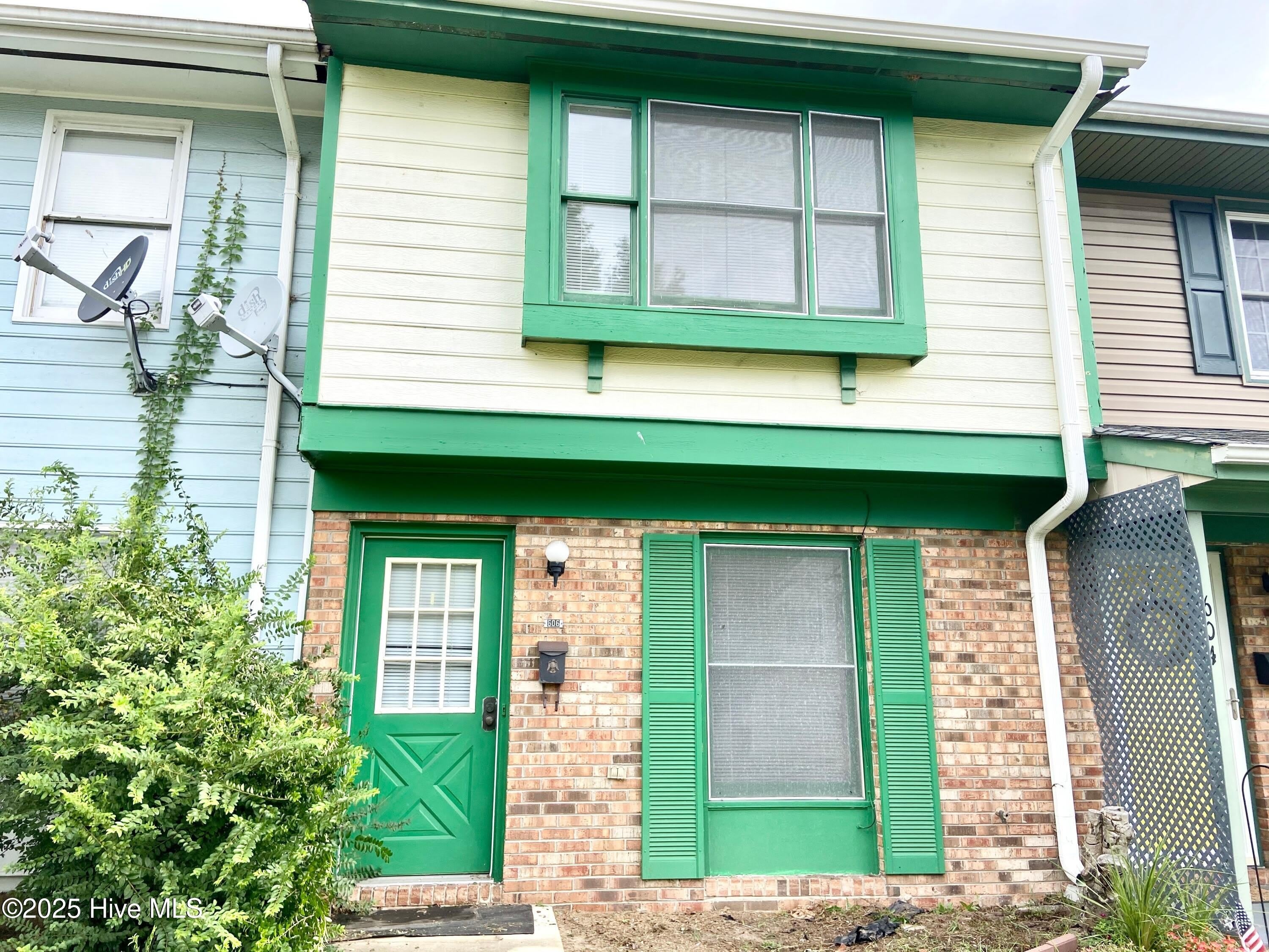 606 W Church Street – photo 1 of 5