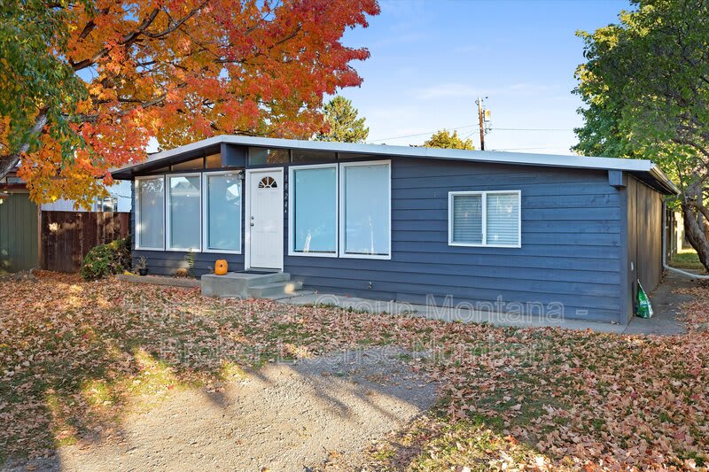 1824 Howell St – photo 1