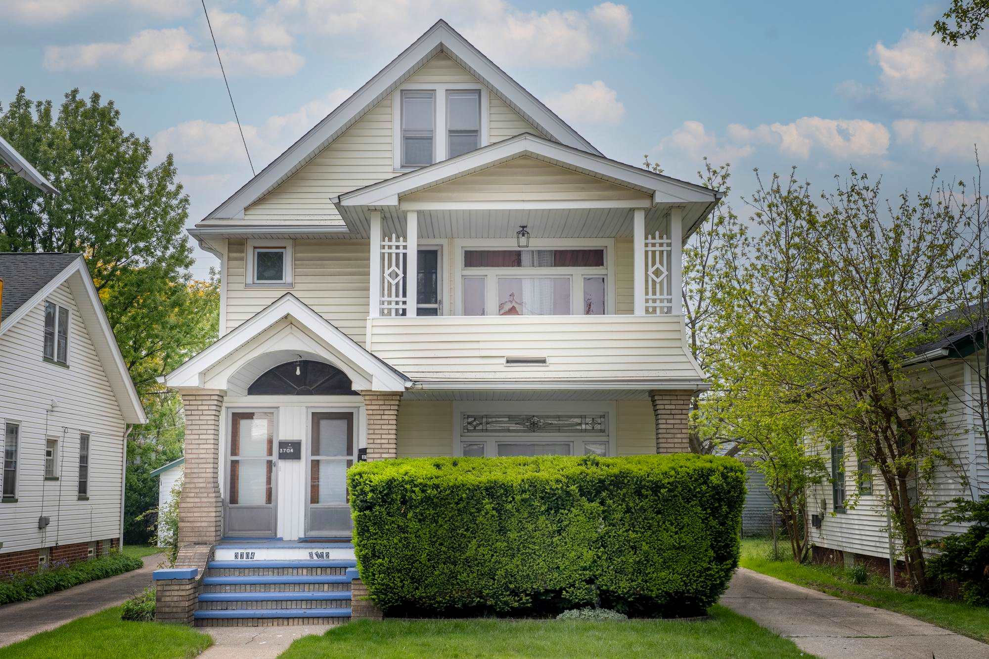 3704 West 135th Street – photo 1