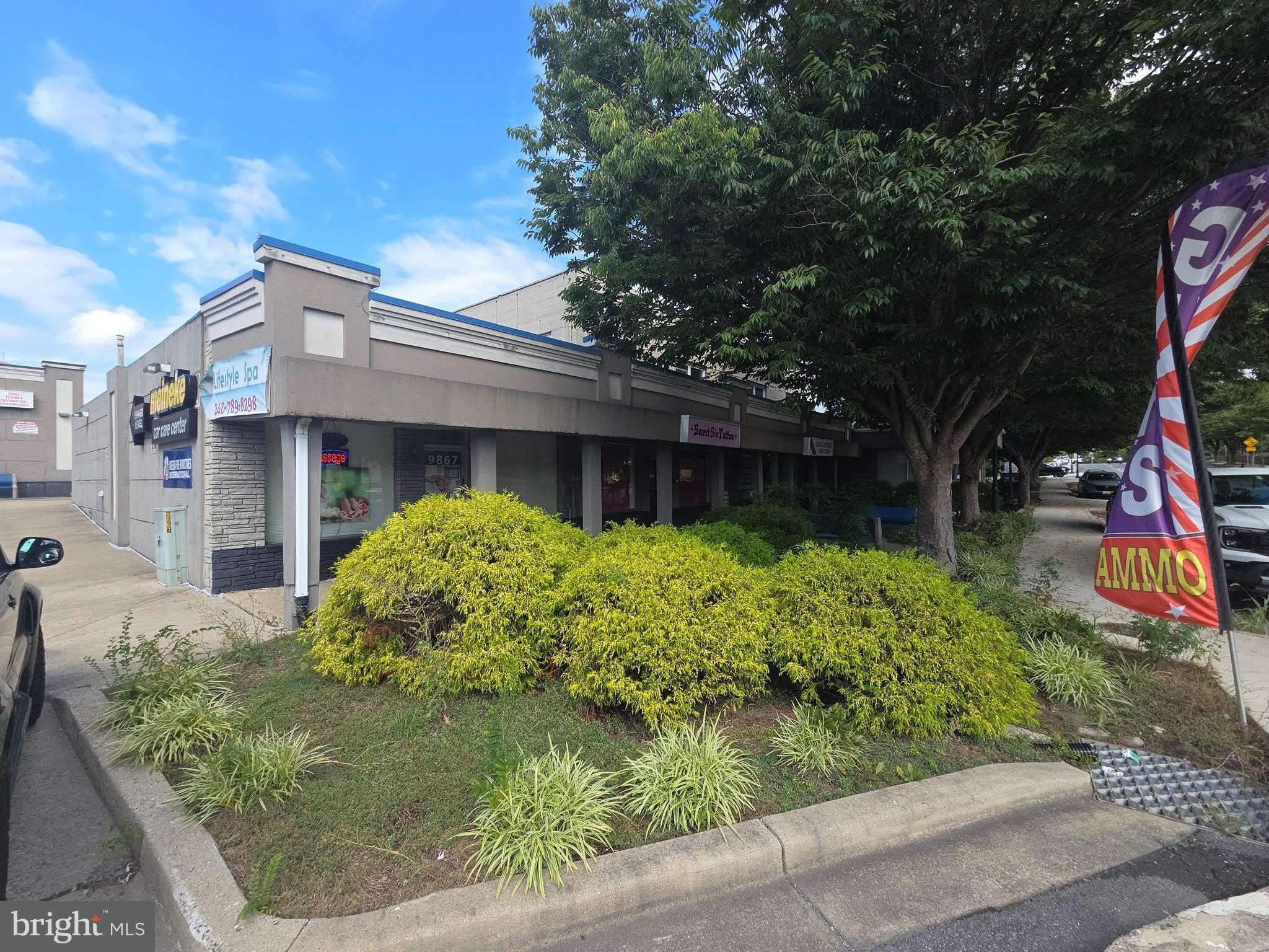 9863 Main Street – photo 1 of 18