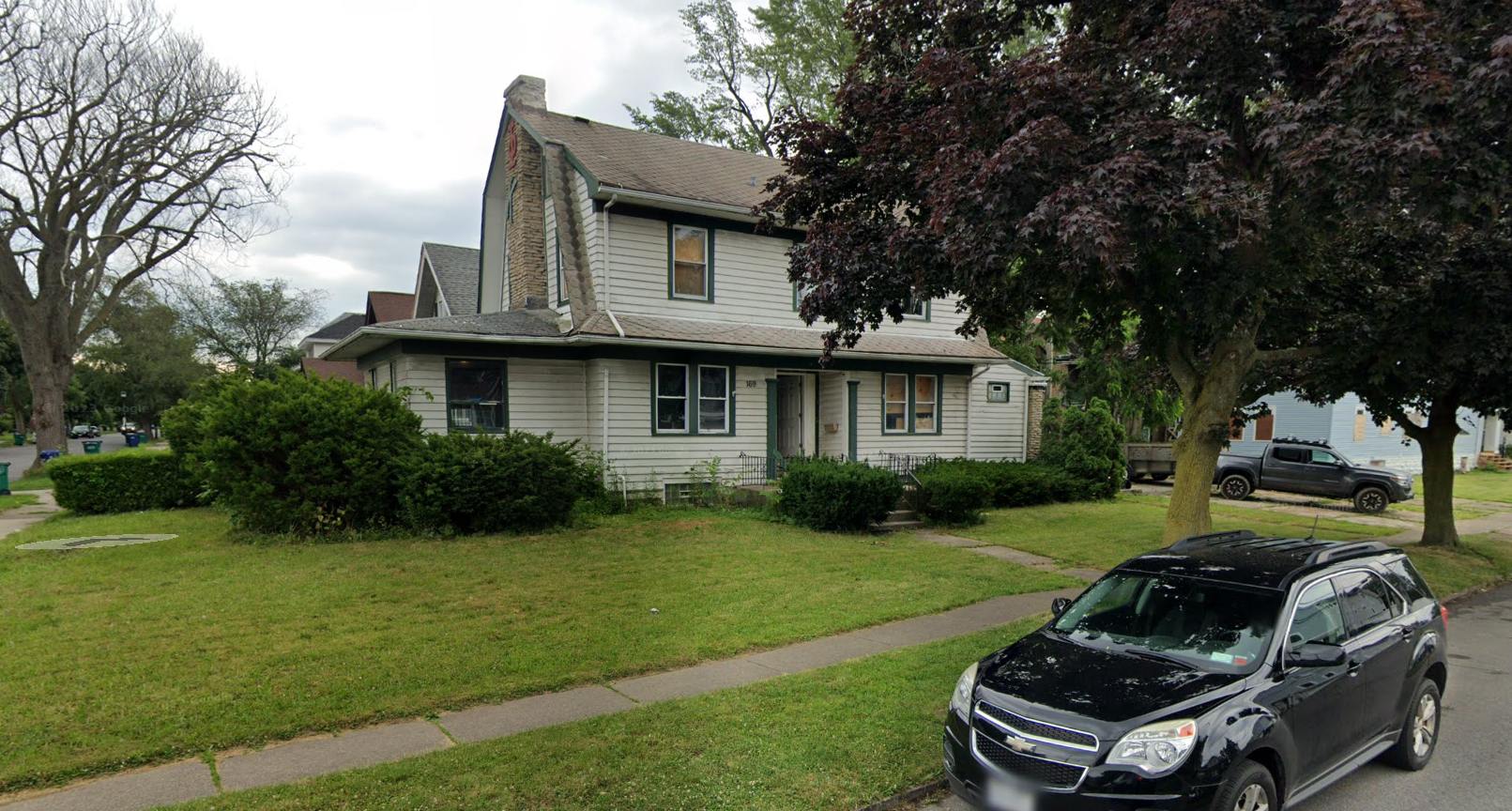 169 Highgate Avenue – photo 1