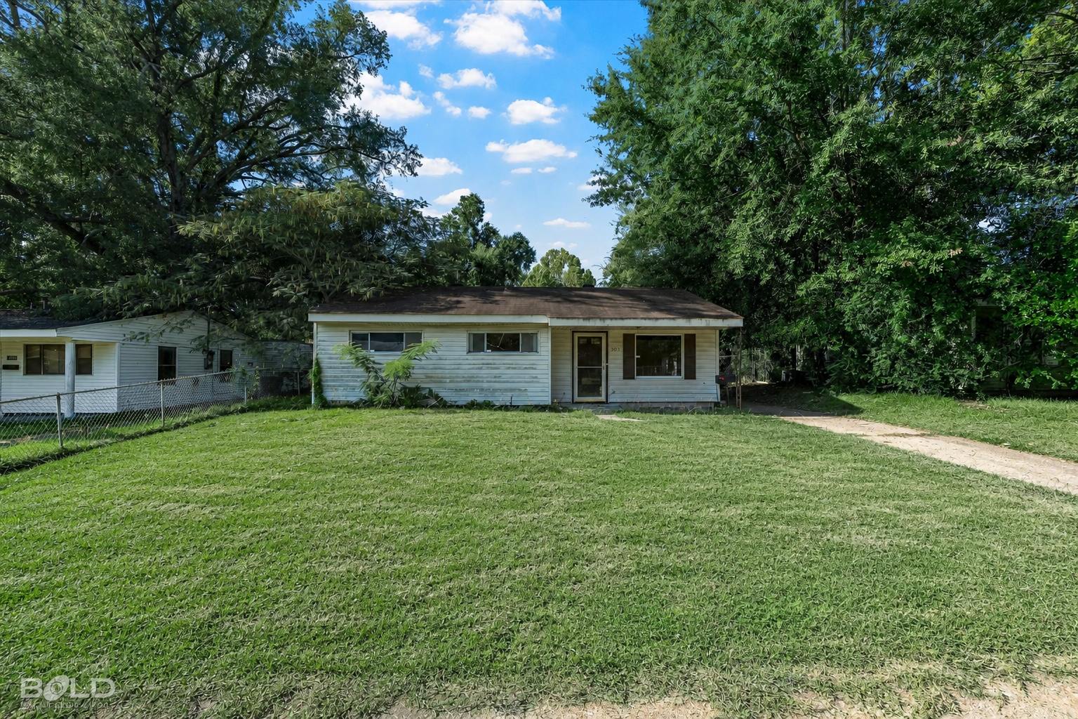 3051 Amherst St – photo 1 of 23