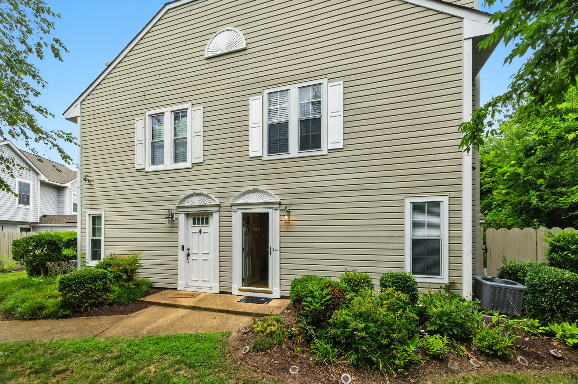 4409 Segovia Court – photo 1