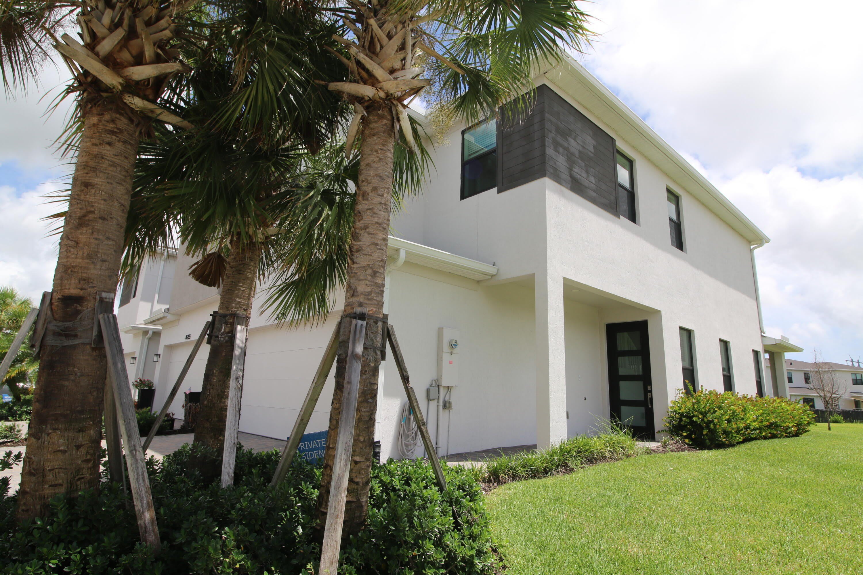 14247 Sw Solange Street – photo 1