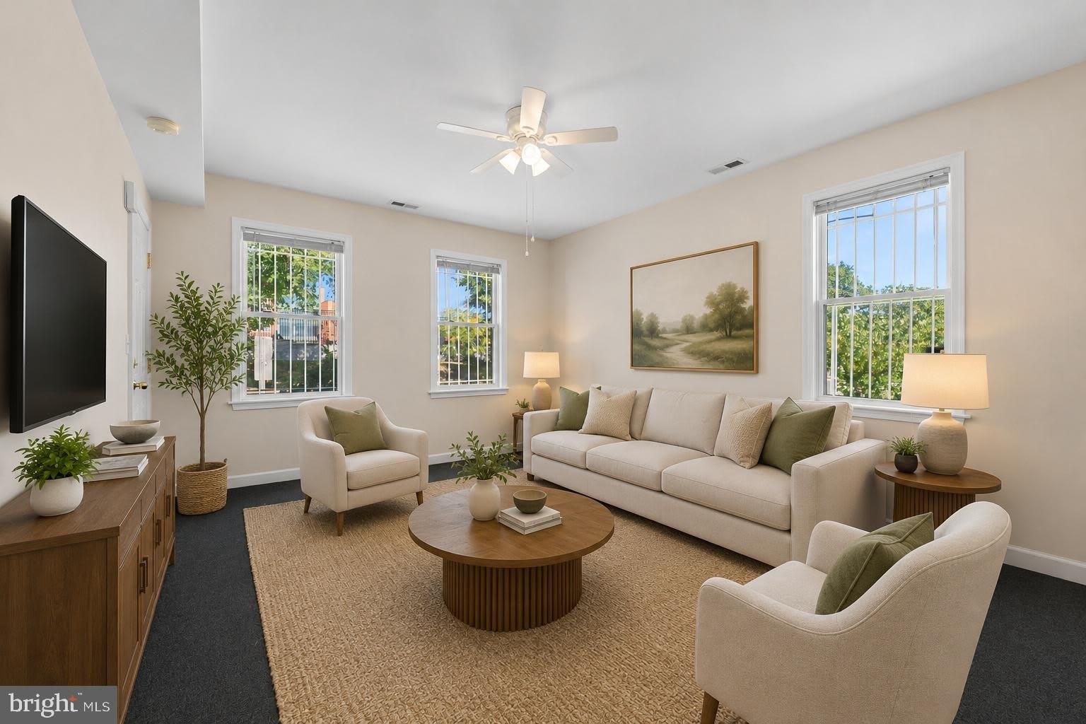 217 19TH Street NE – photo 1