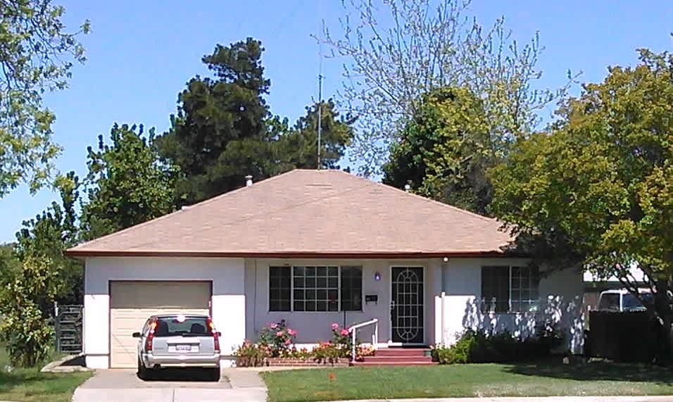 601 A St – photo 1 of 16