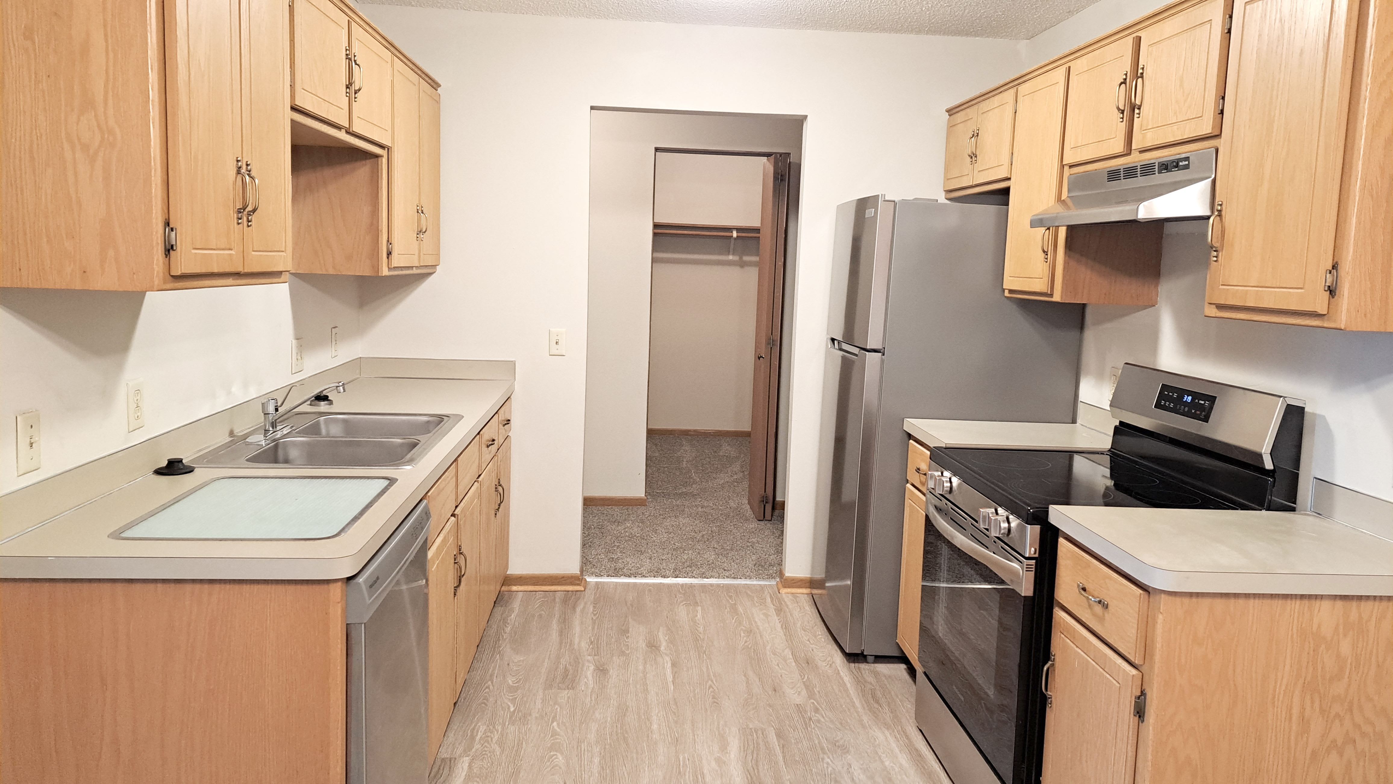 River Ridge Apartments – photo 1 of 164