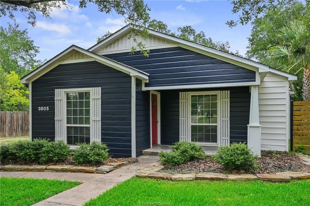 3805 Ridgewood Street – photo 1