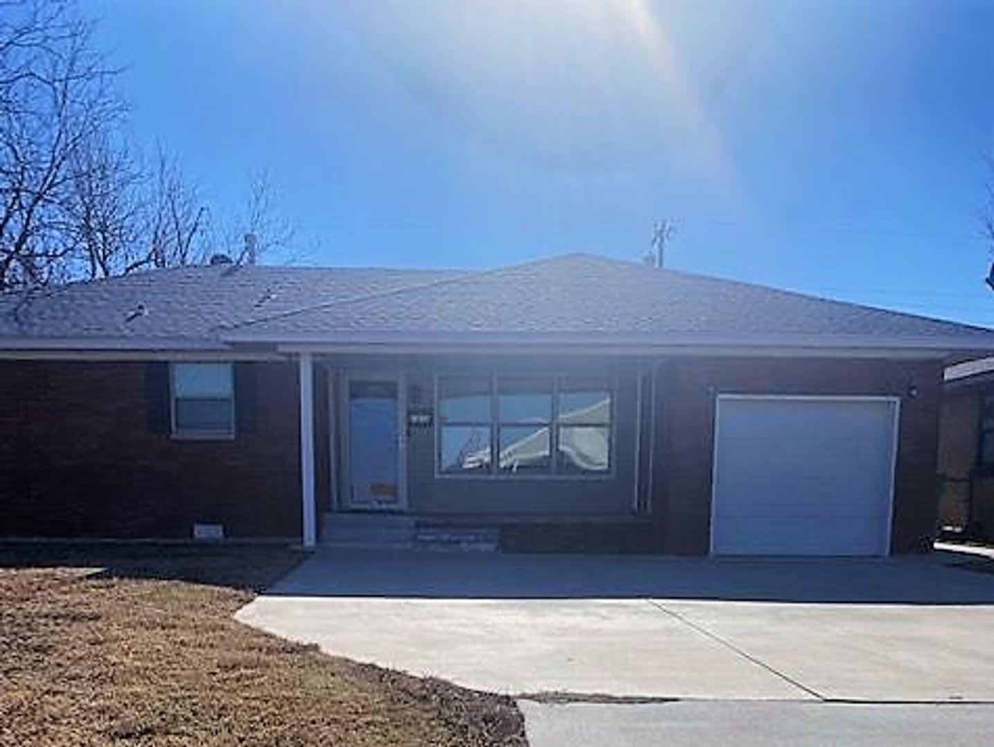 Beautiful Updated Home. – photo 1