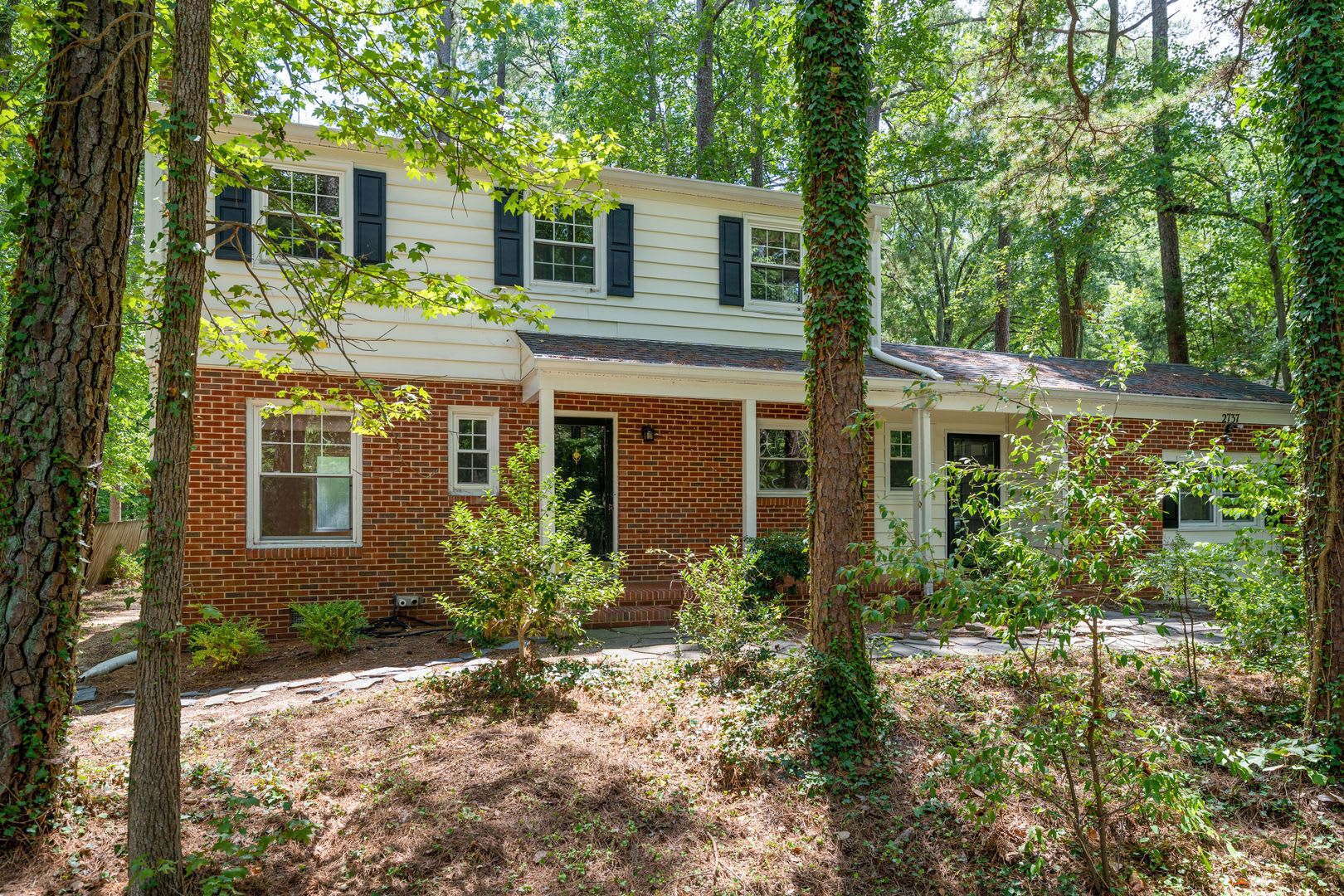 Spacious 4 Bedroom & 3.5 Bath Home in Duke Forest! – photo 1