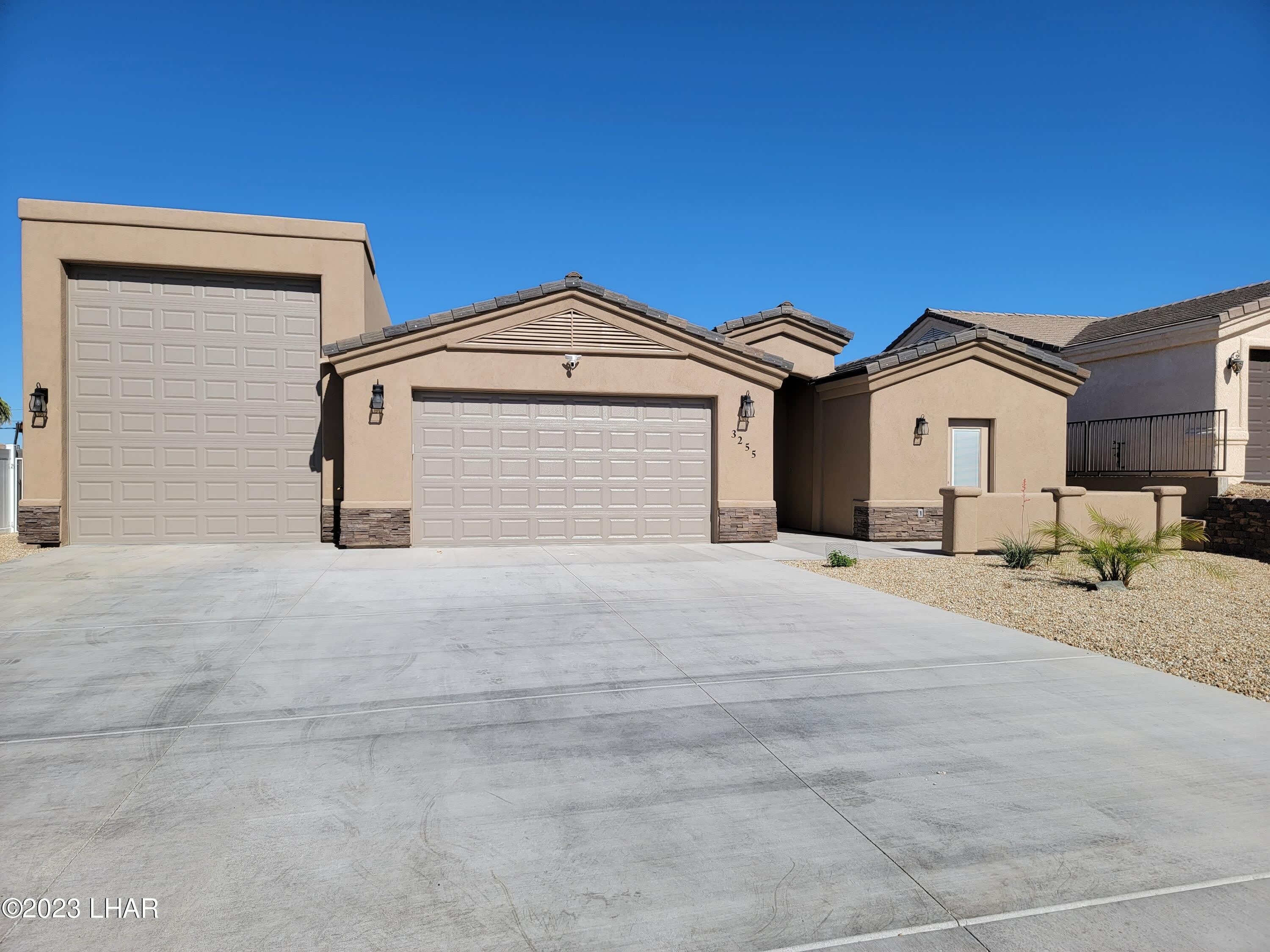 3255 Silver Saddle Dr – photo 1