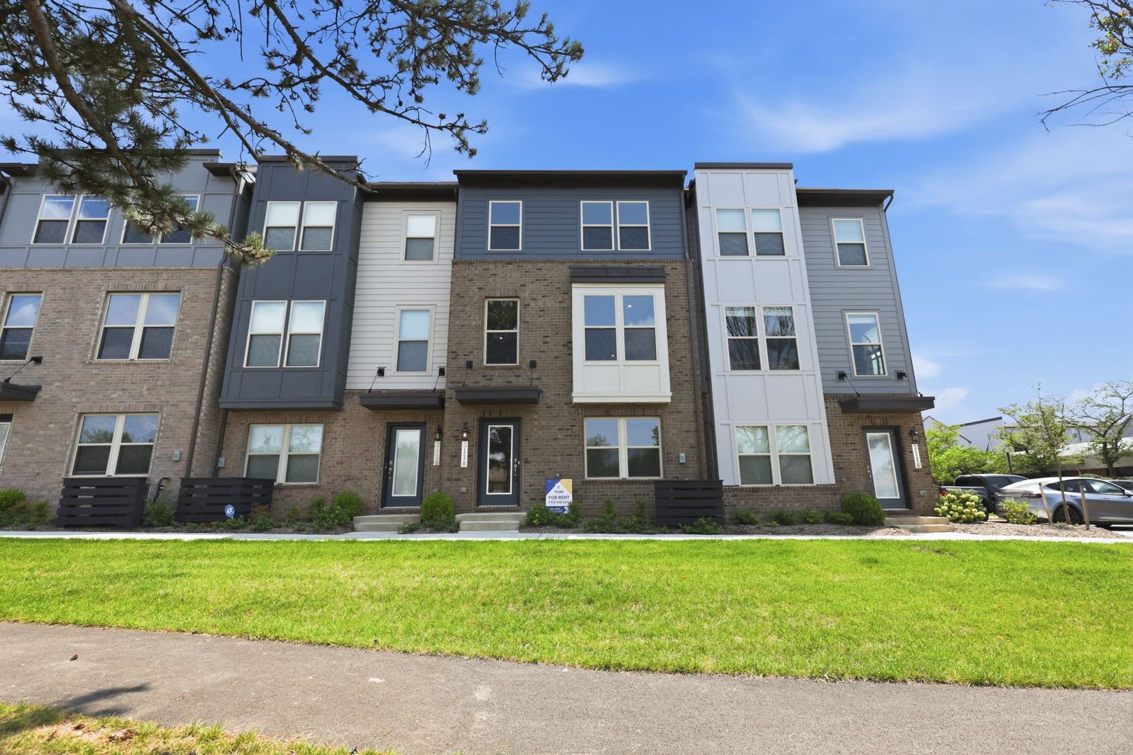 Experience Elevated Living In The Highly Desirable Jenkins Floor Plan At Park Place Where Timeless Design Meets Exceptional Comfort Across Three Beautifully Designed Levels – photo 1