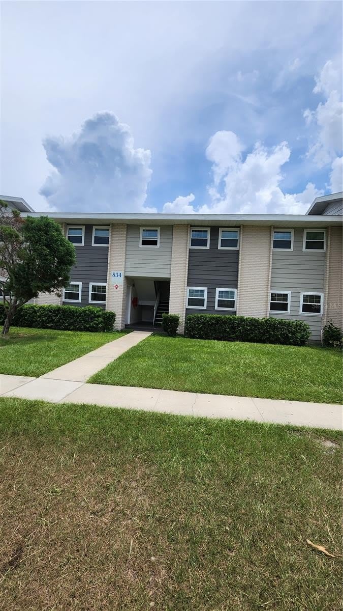 834 SKY LAKE Circle – photo 1 of 15