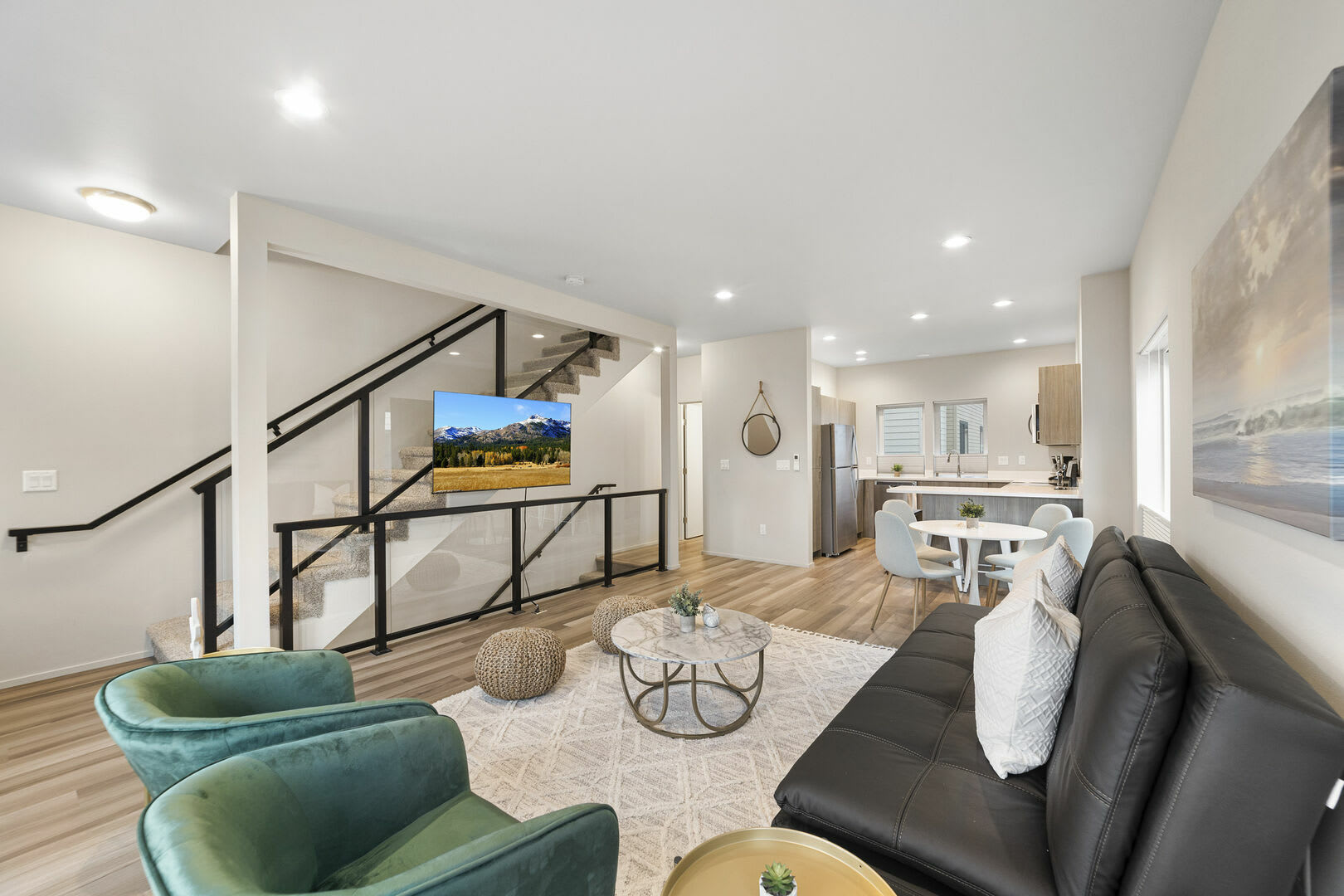 906 21st Street – photo 1 of 42