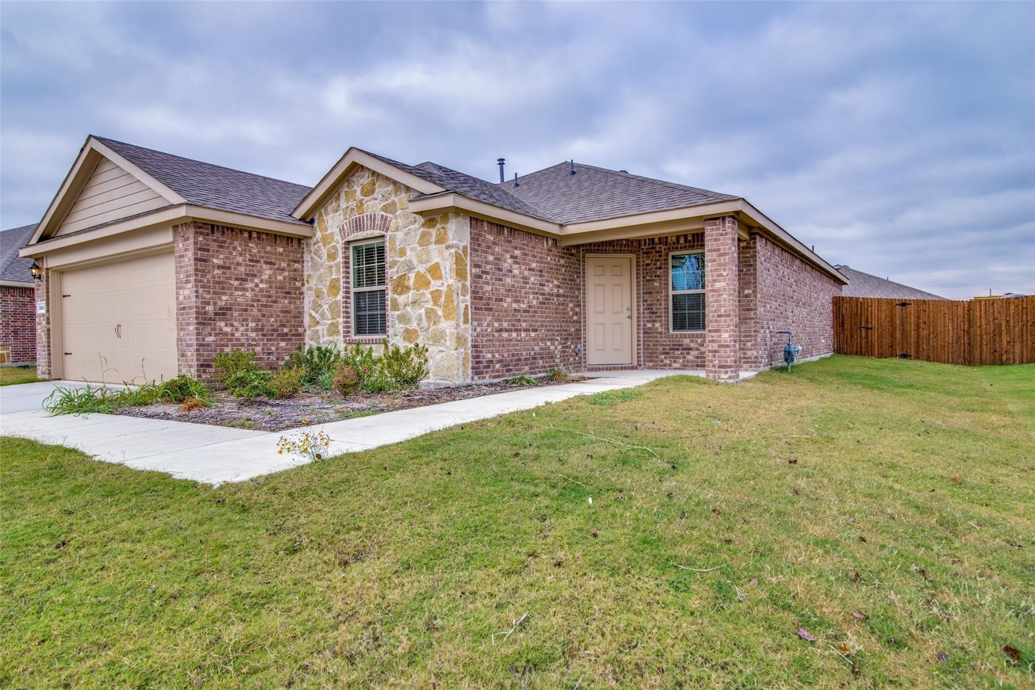 1512 Wild Rye Circle – photo 1 of 25