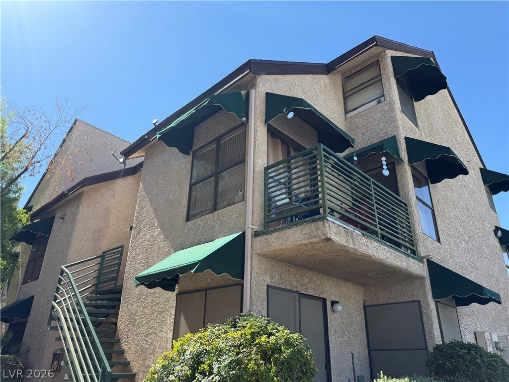 530 Elm Drive – photo 1