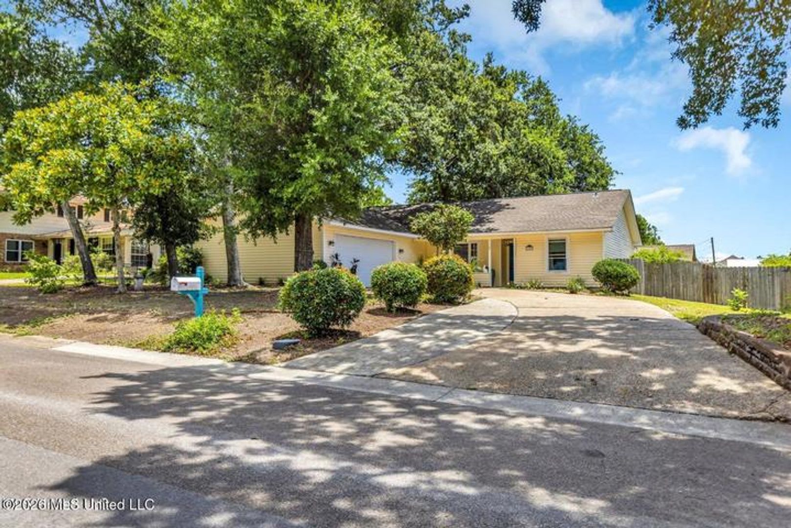 Beautiful 3 Bed 2 Bath In Pass Christian – photo 1 of 20