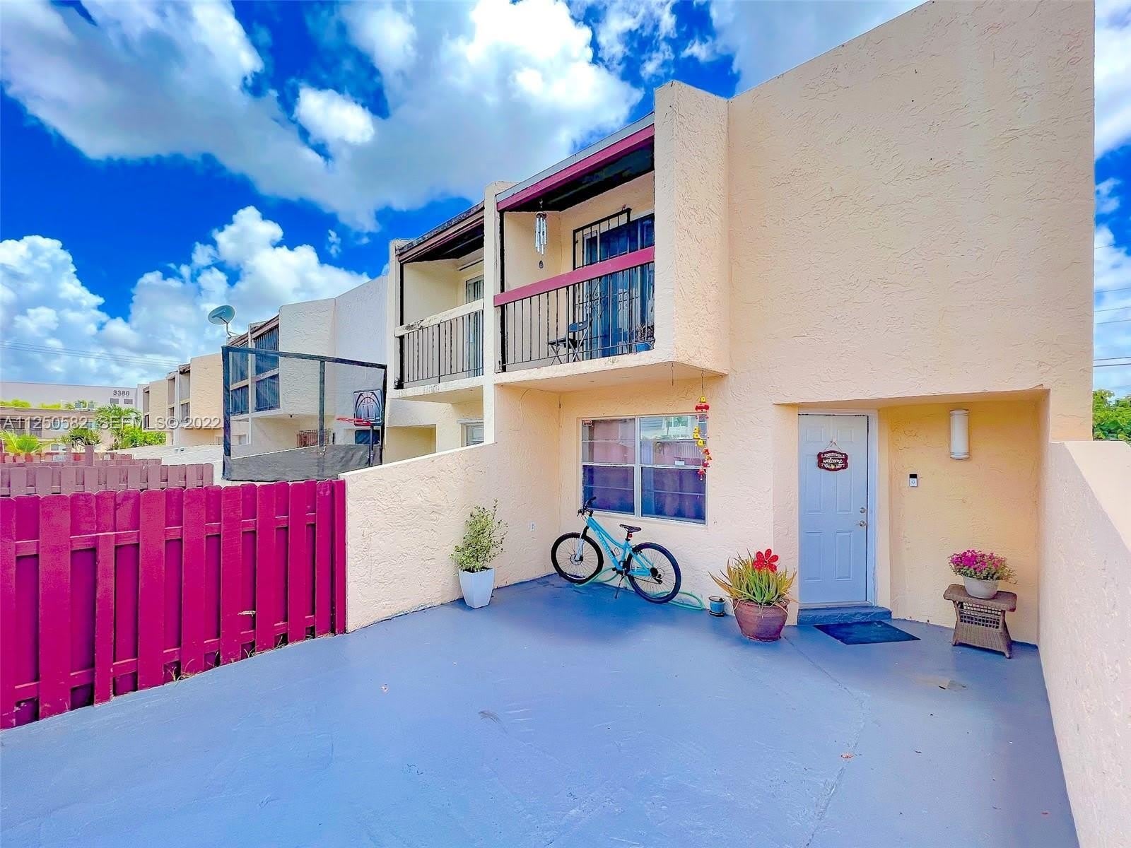 3672 Sw 59Th Avenue – photo 1