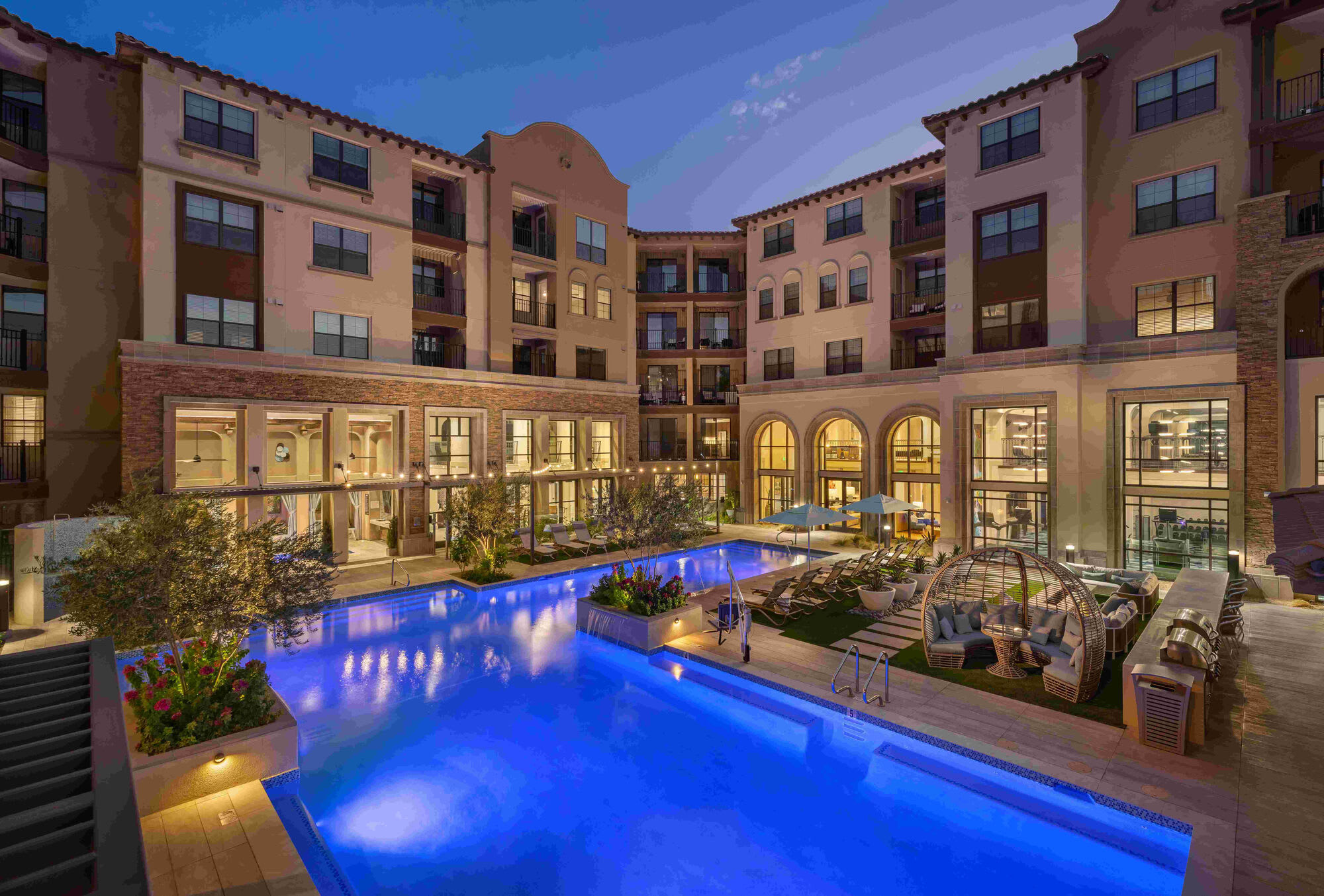 Manor Scottsdale – photo 1