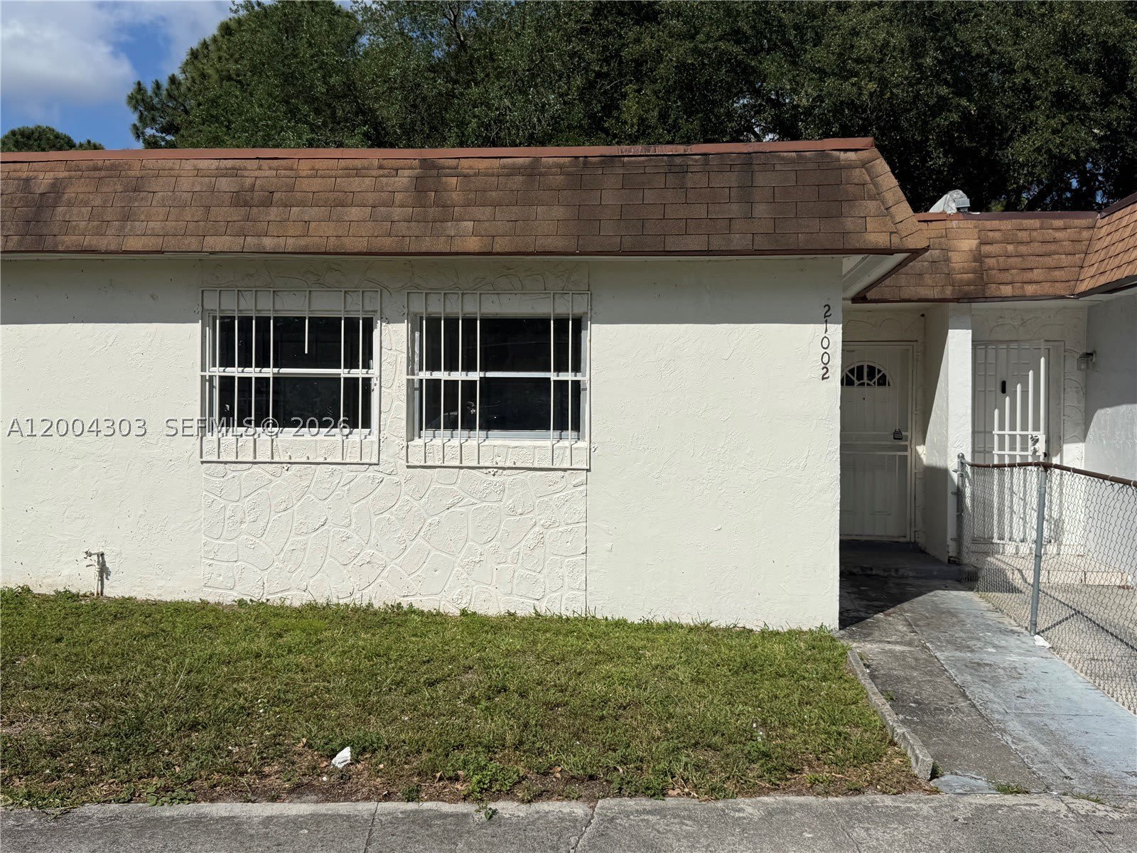 21002 NW 39th Ave – photo 1 of 12