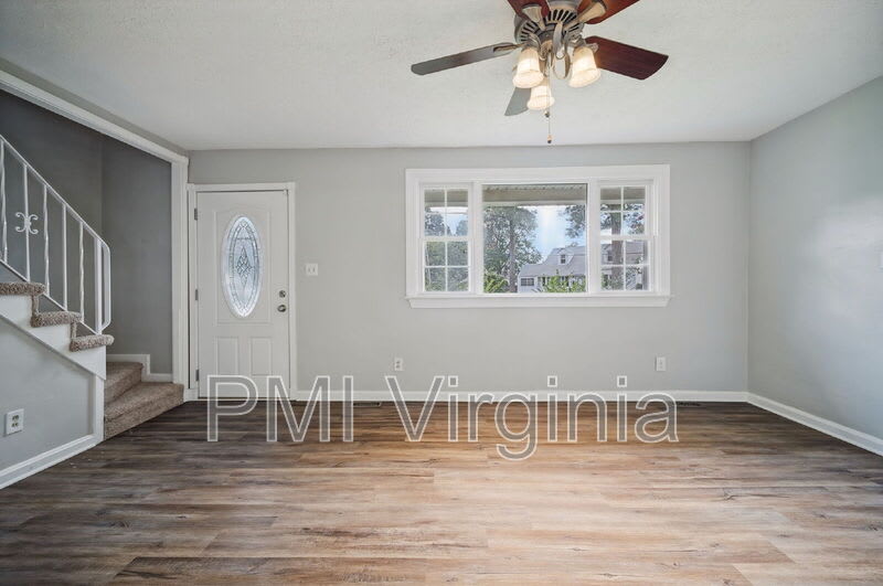 2312 Calvin Ave – photo 1