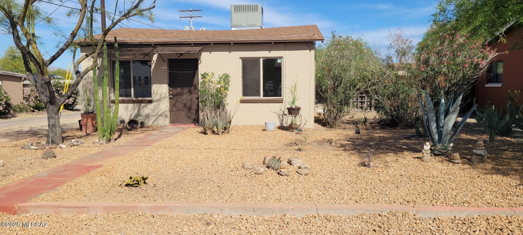 1032 N Catalina Avenue – photo 1