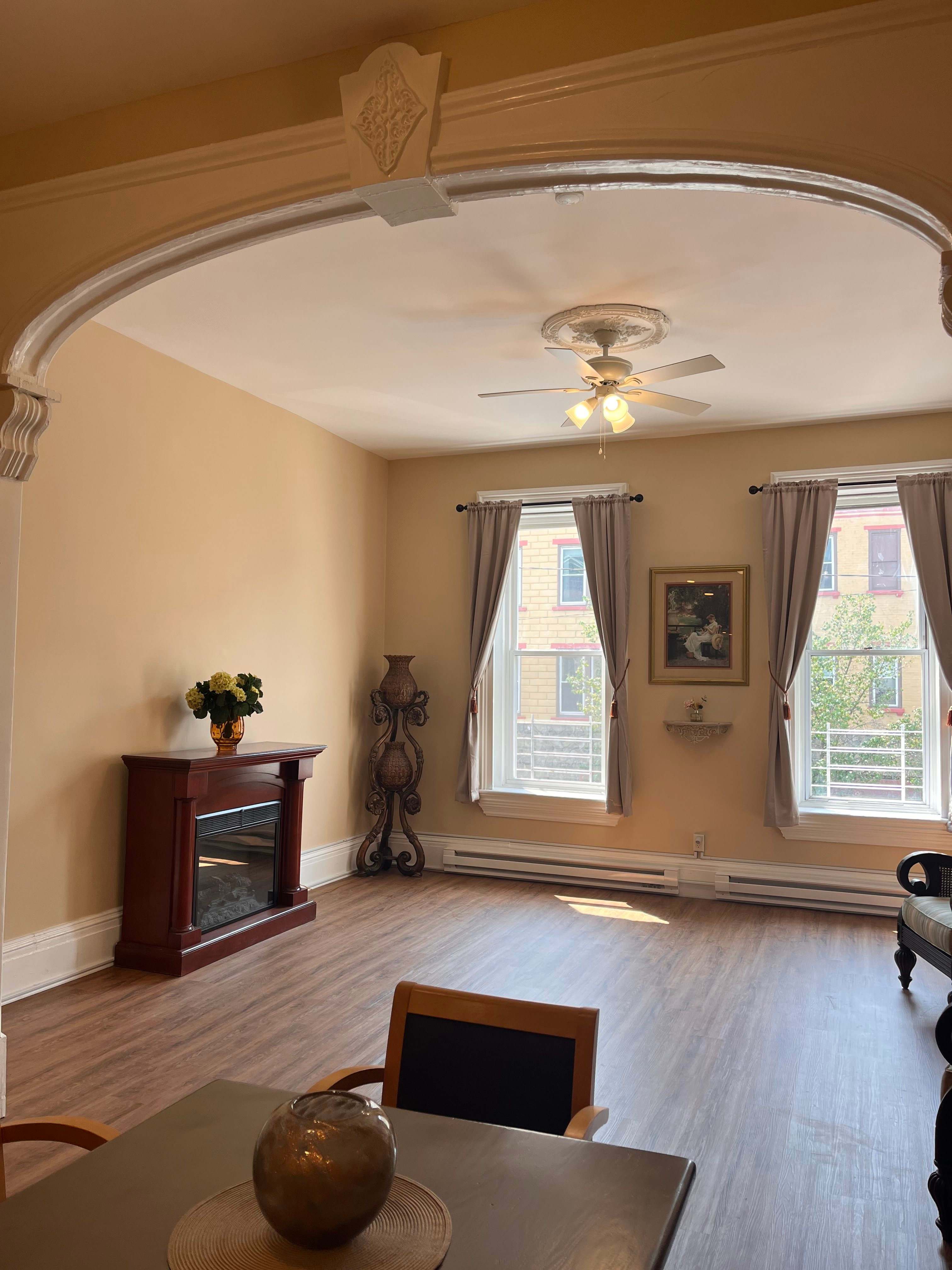 623 Main Street – photo 1 of 10
