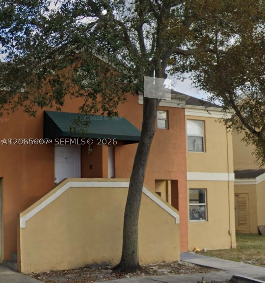 2421 Nw 56Th Ave – photo 1