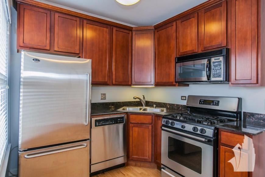 632 West Roscoe – photo 1