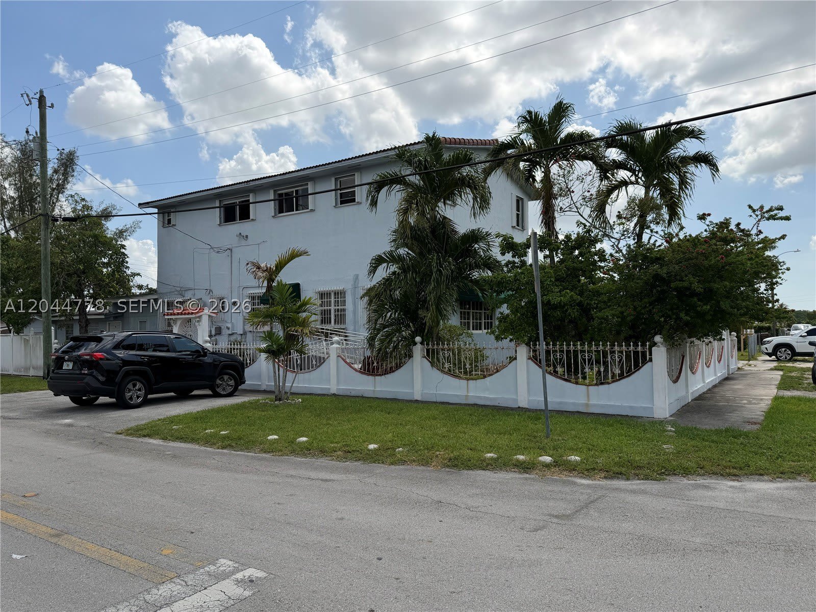 101 E 51St Pl – photo 1