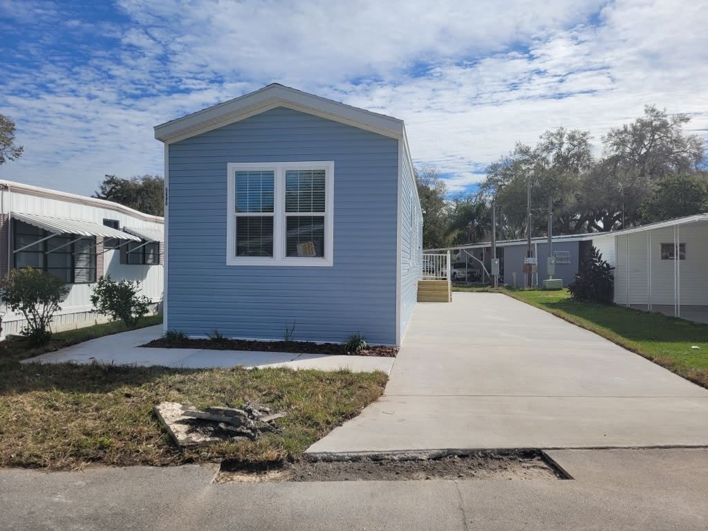 5600 Jennie Street – photo 1 of 21