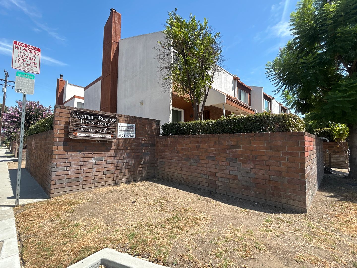 Spacious 3-Bed, 2.5-Bath North Alhambra Condo with 2-Car Attached Garage – photo 1