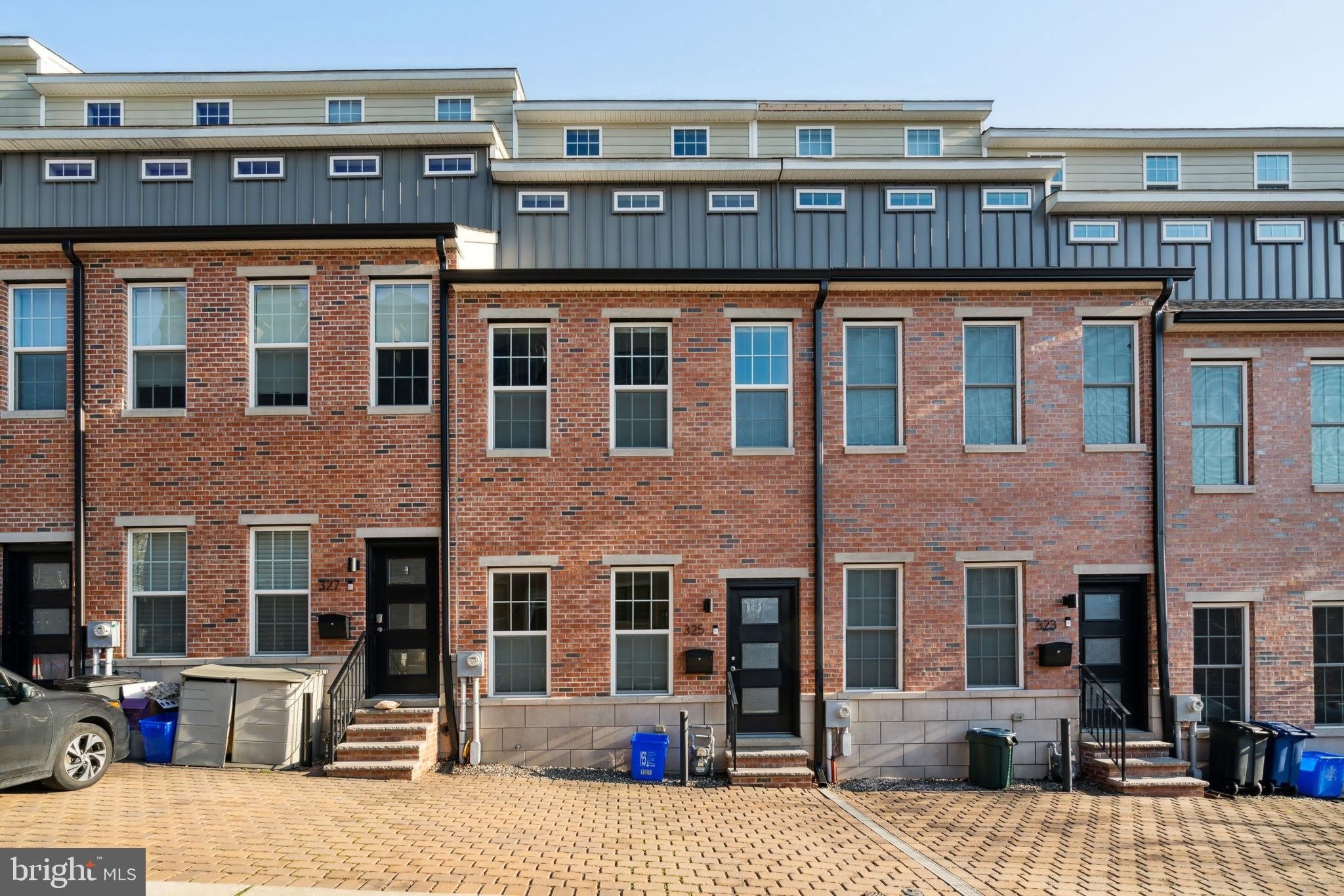 325 Wright Street – photo 1