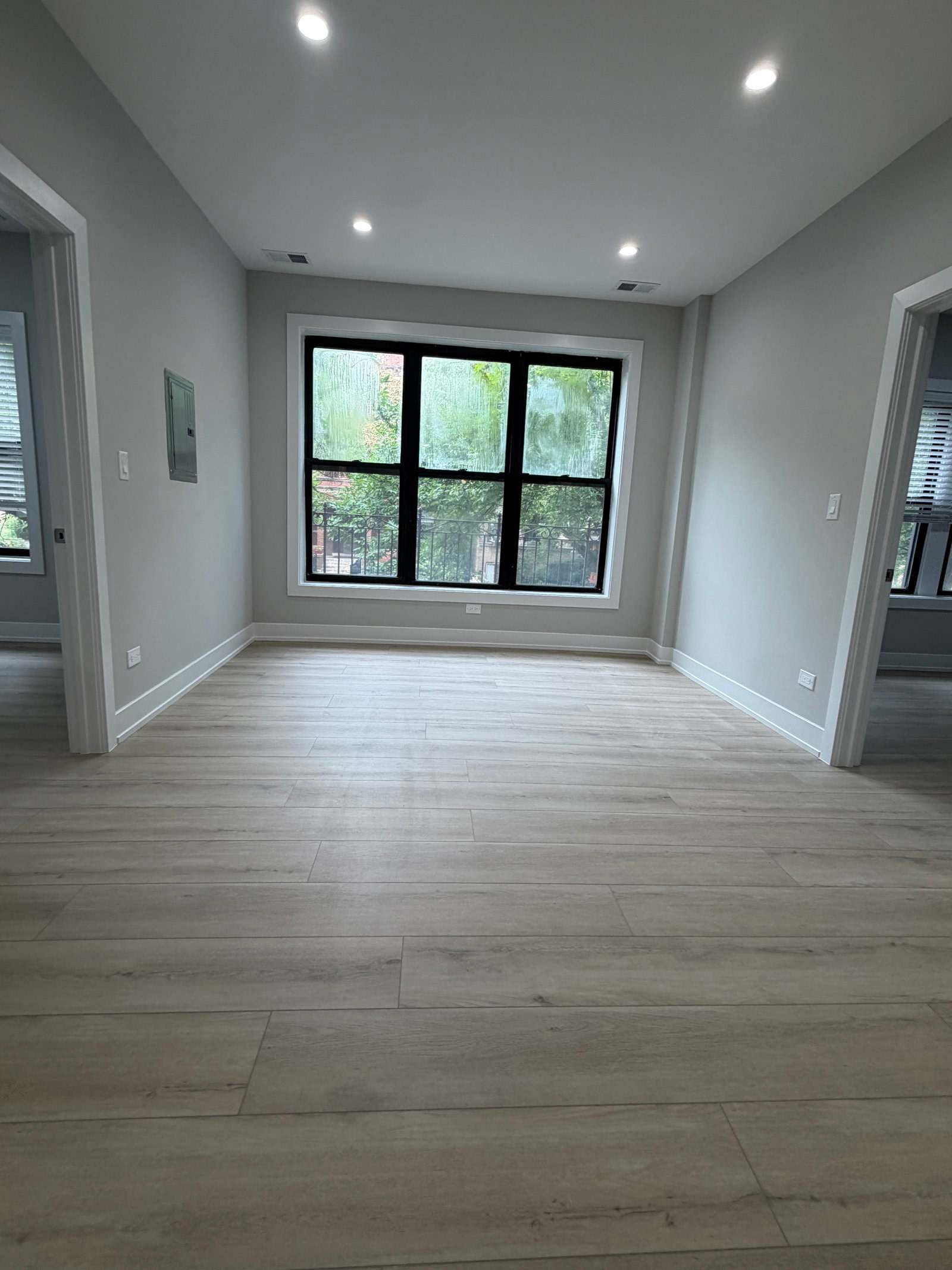 4123 South University Avenue – photo 1