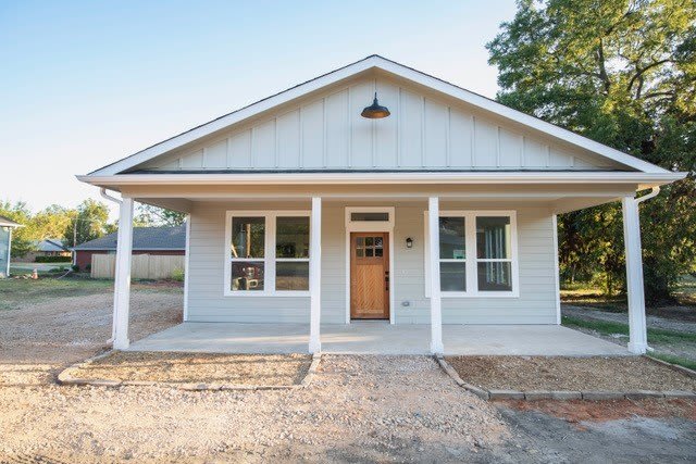 802 Walnut Street – photo 1 of 11