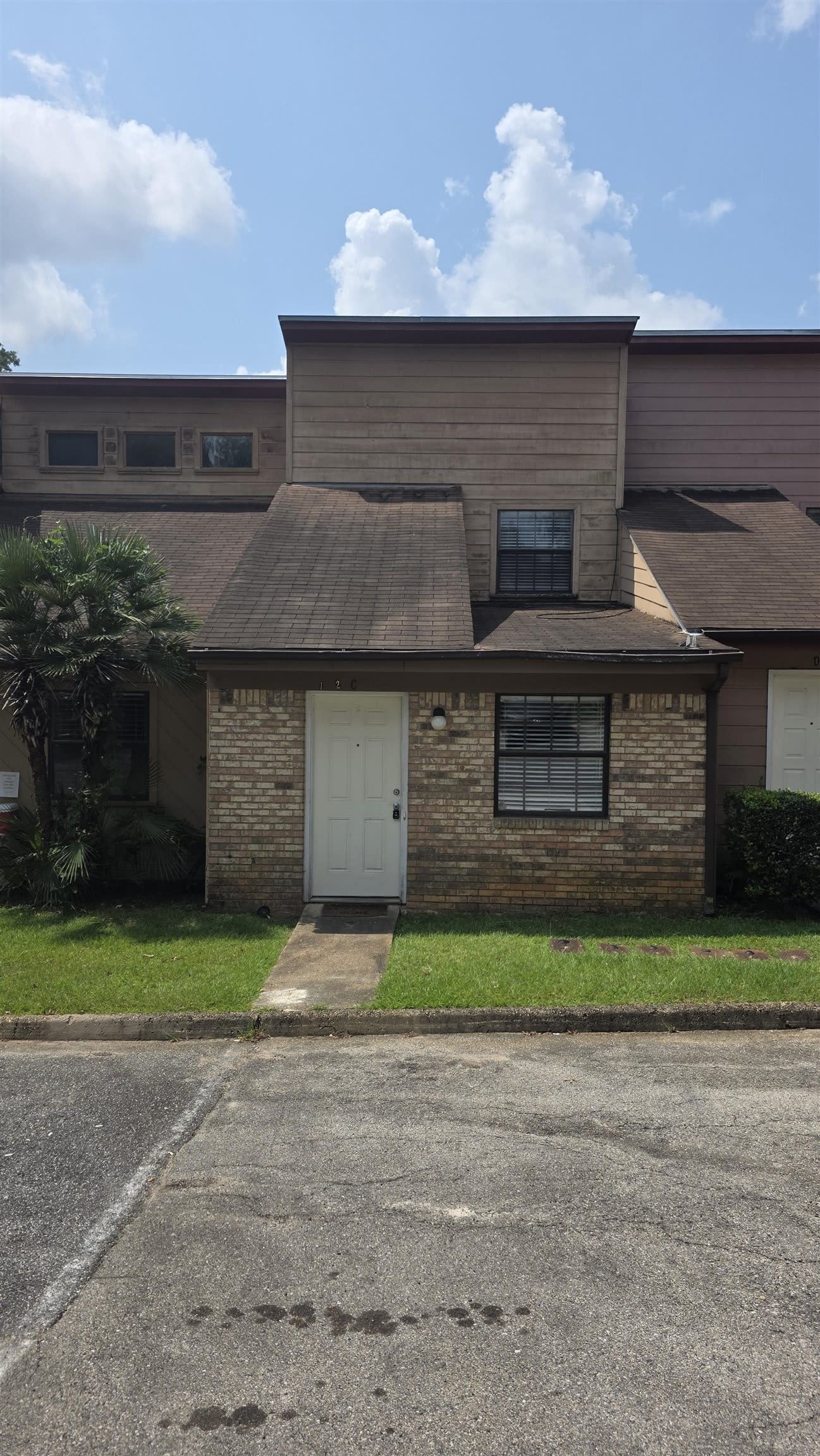 1822 JACKSON BLUFF Road – photo 1