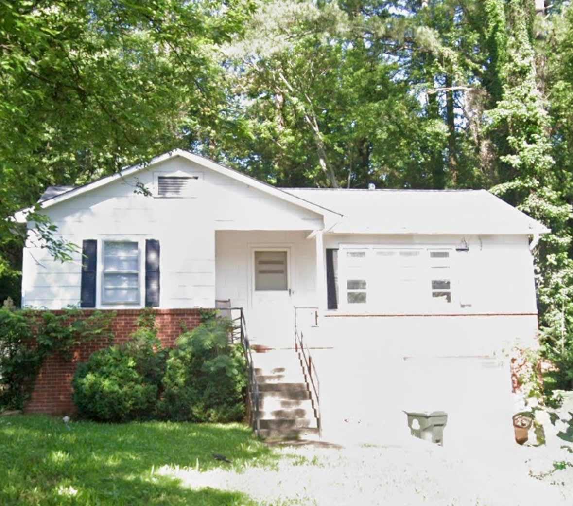 318 Spring Street – photo 1 of 9