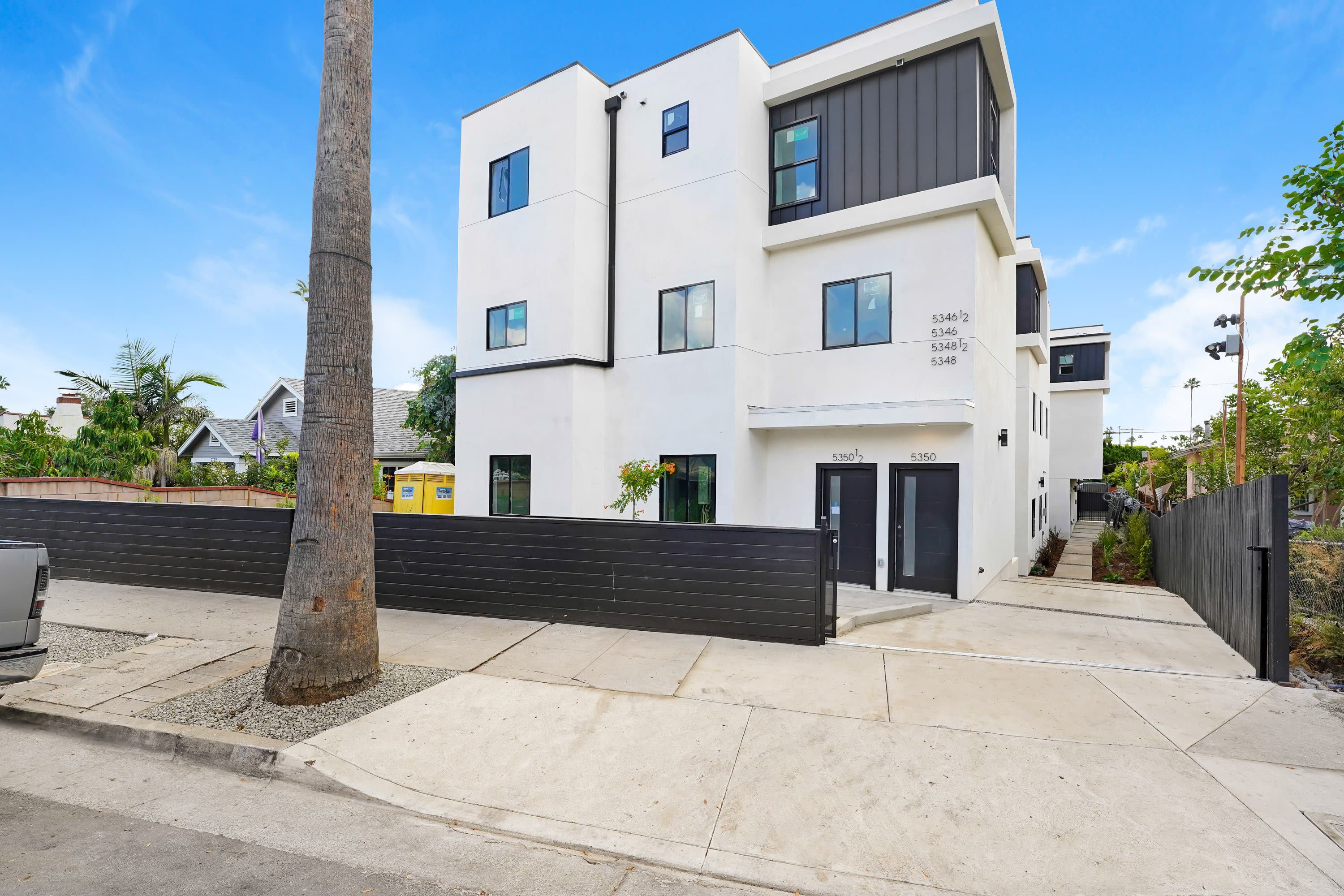 5346 1/2 Oakland Street – photo 1