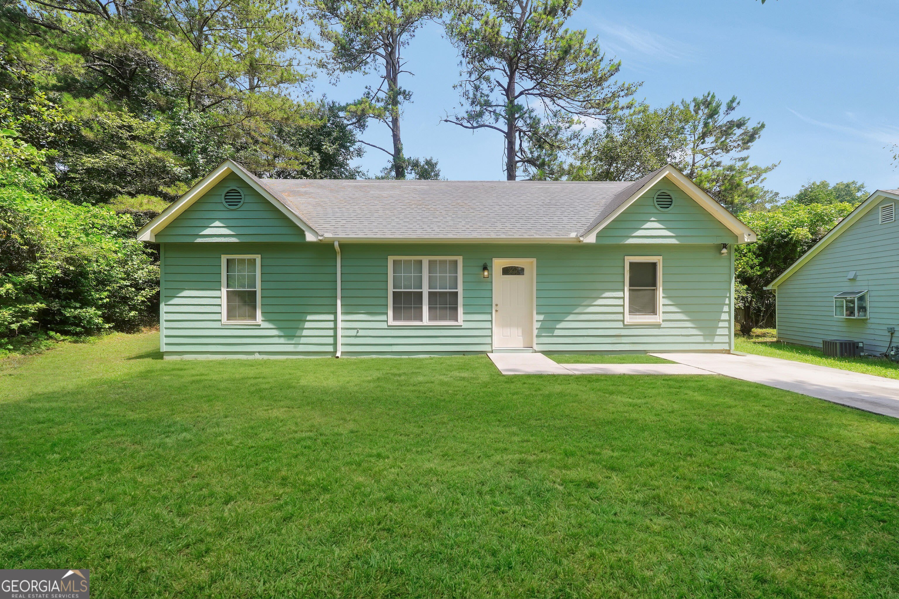 9202 Fairway Court – photo 1