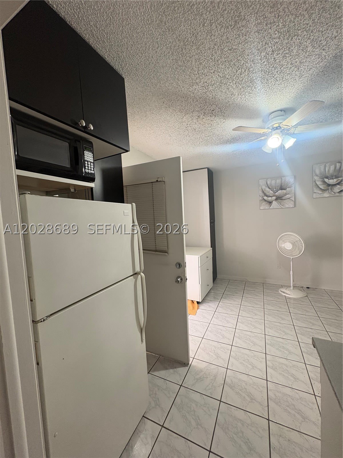 2232 W 74th Ter – photo 1