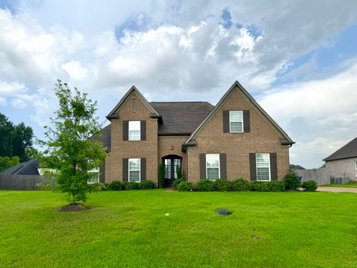 8618 Ainsley Cove – photo 1