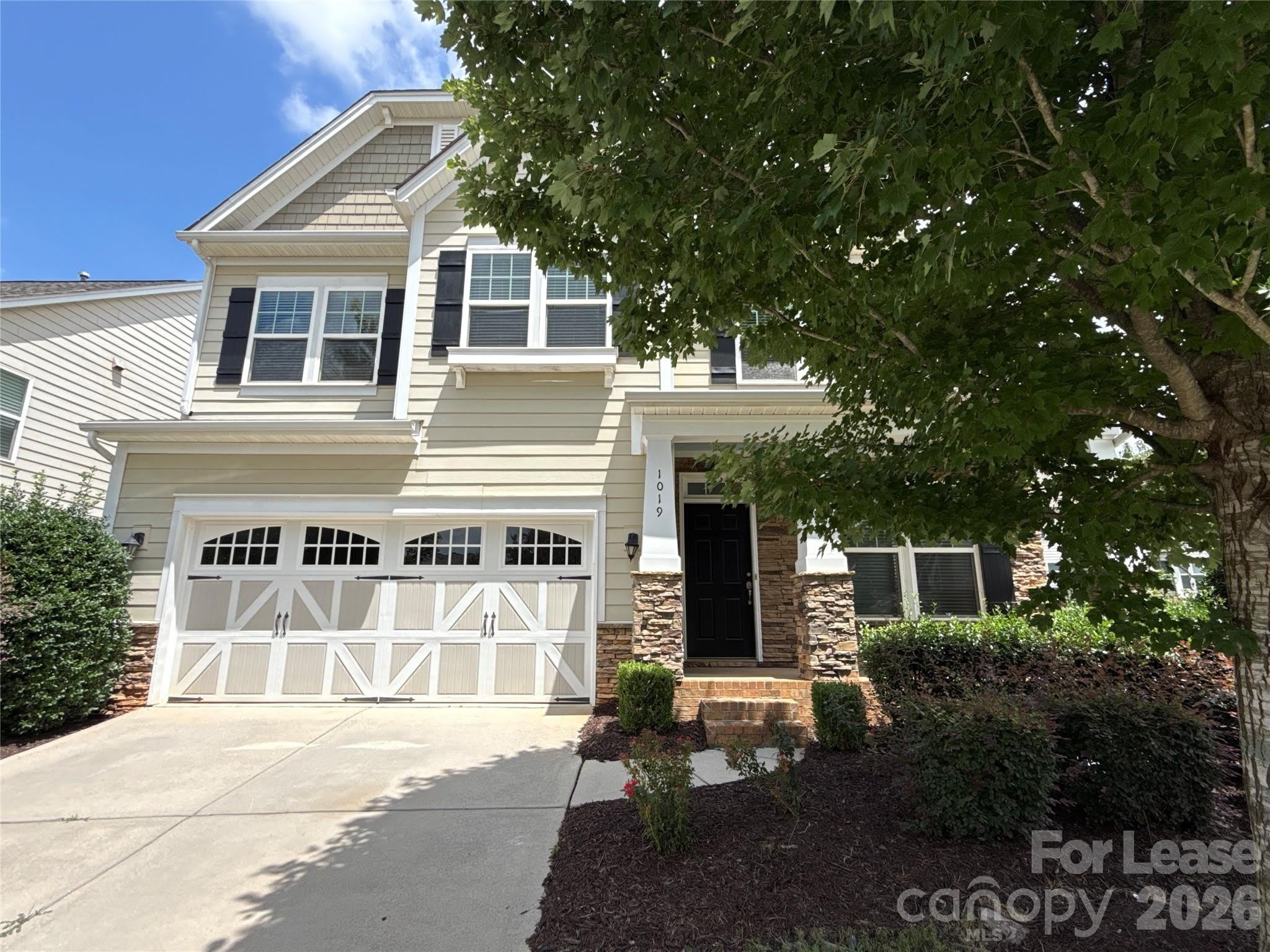 1019 Dunhill Lane – photo 1 of 23