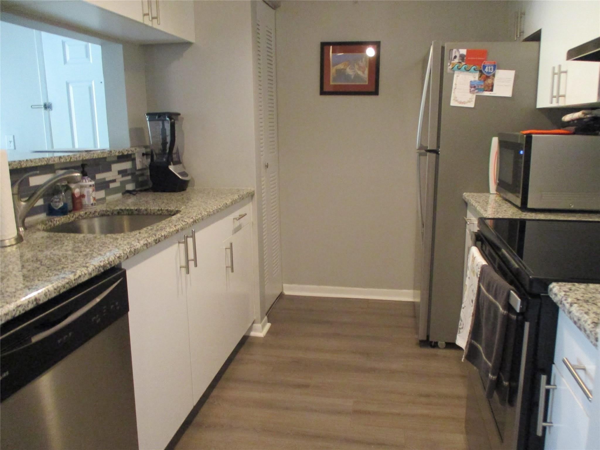 123 Yacht Club Way – photo 1 of 39