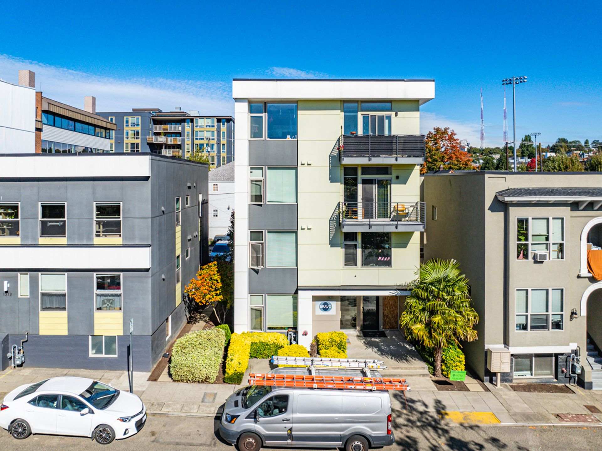 Bravo Apartments – photo 1