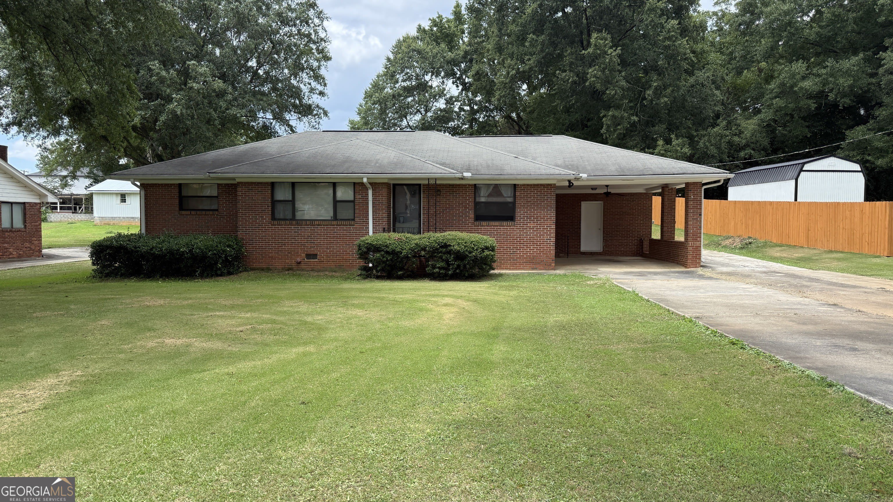 12 Georgia Avenue – photo 1 of 15